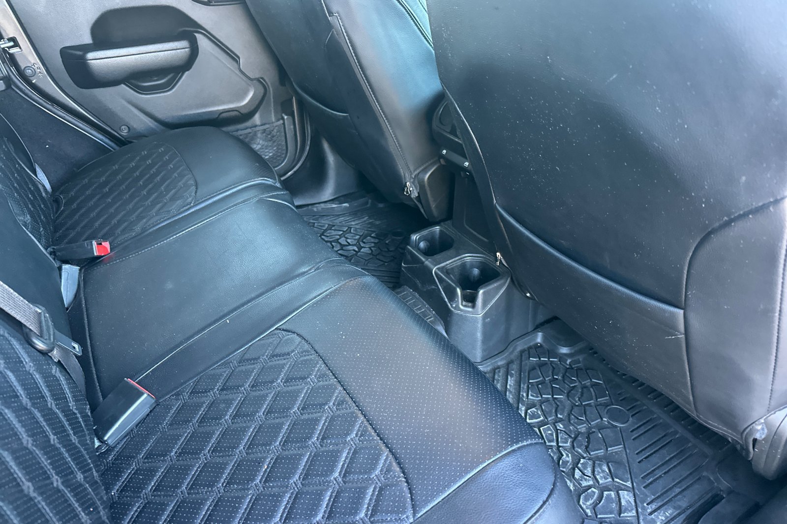 Used 2021 Jeep Wrangler Unlimited Sport AWD/4WD image 18