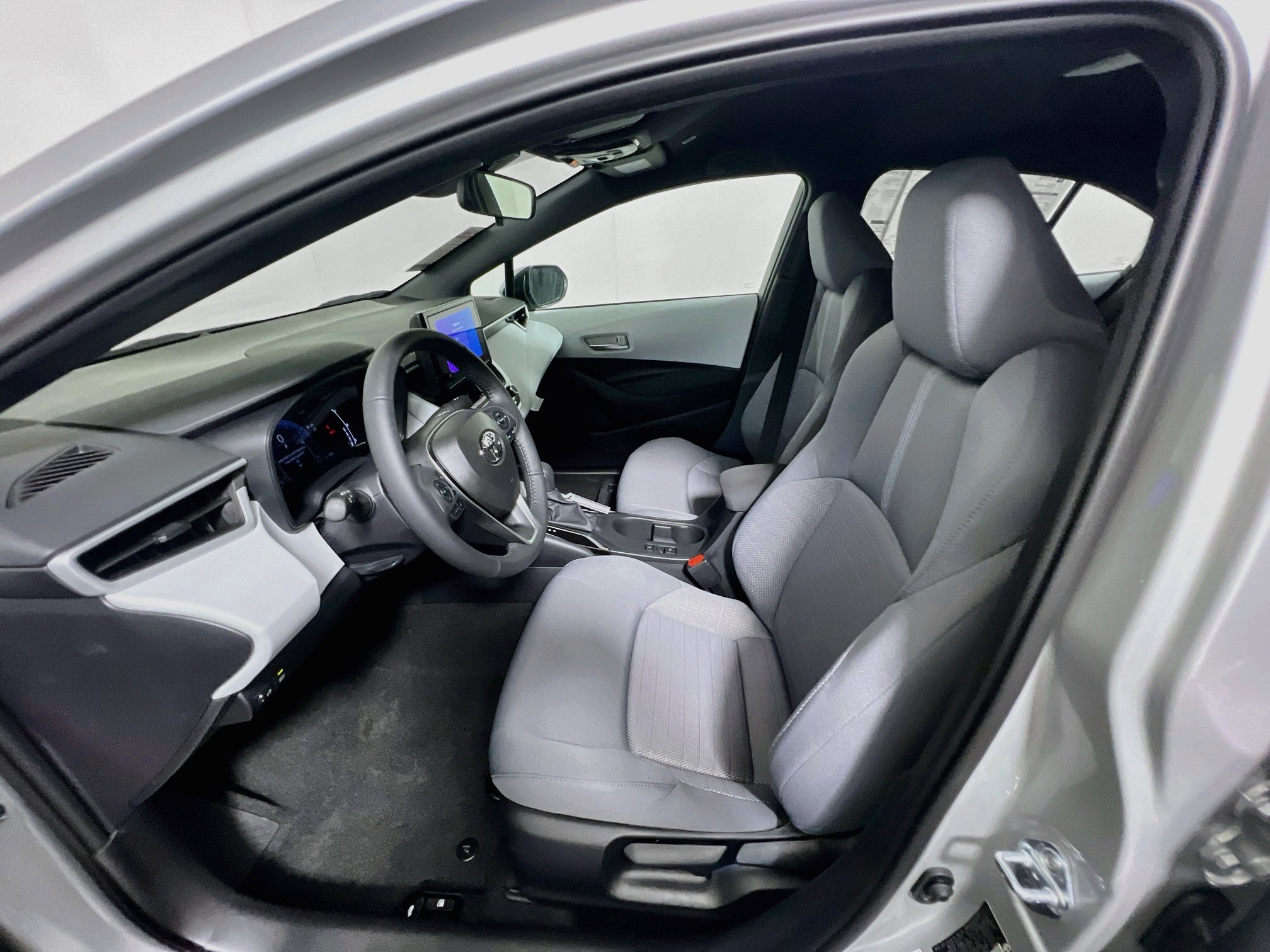 New 2026 Toyota Corolla SE FWD image 14