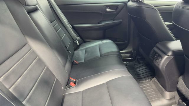 Used 2015 Toyota Camry XLE FWD image 14