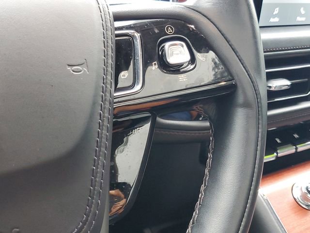 Used 2023 Lincoln Aviator Reserve w/ Equipment Group 201A image 23