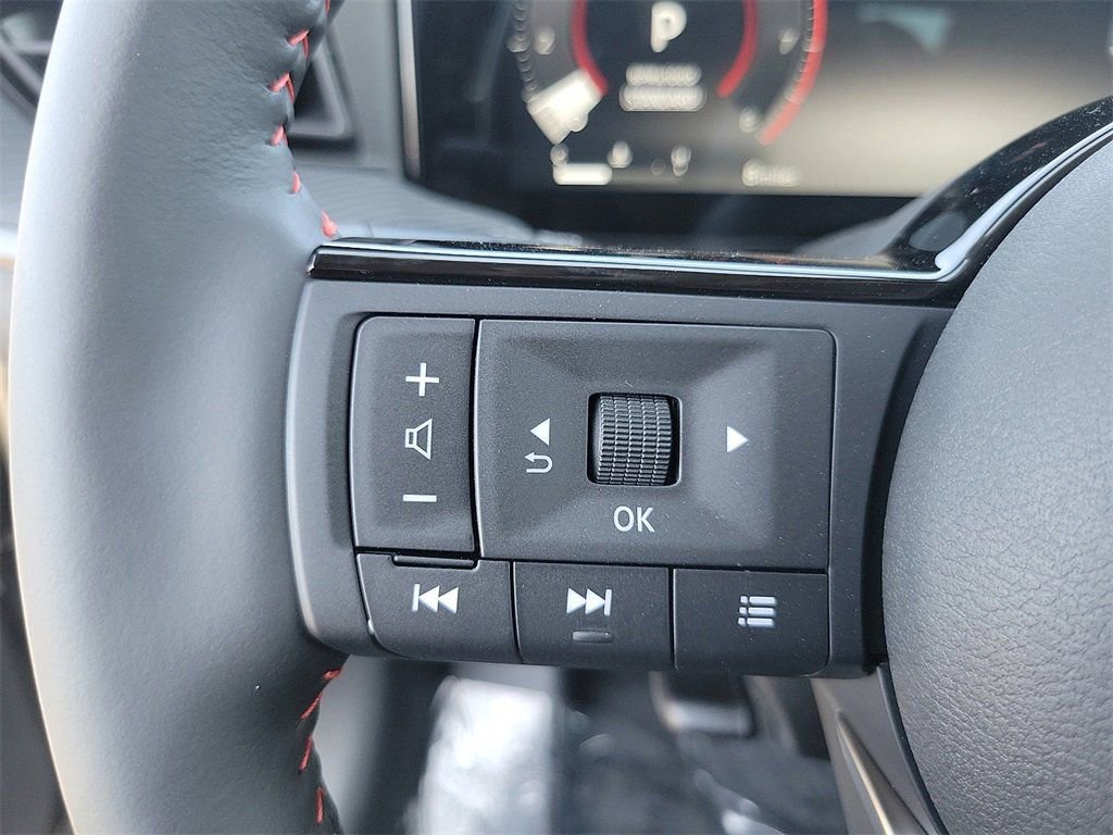 New 2026 Nissan Kicks SR w/ SR Premium Package image 5