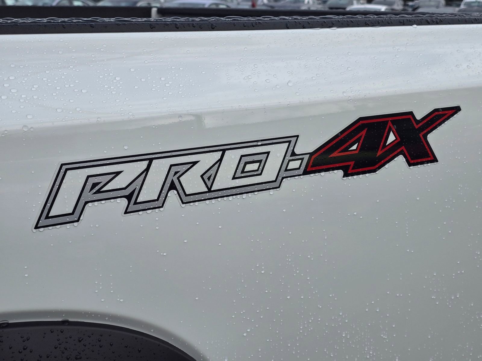 Used 2025 Nissan Frontier PRO-4X w/ Pro Convenience Package image 40