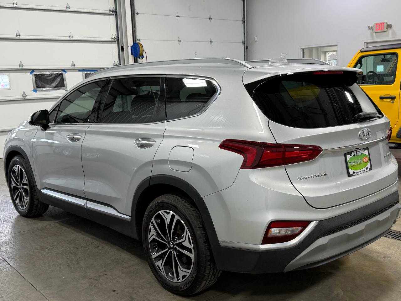 Used 2019 Hyundai Santa Fe Limited AWD/4WD image 3