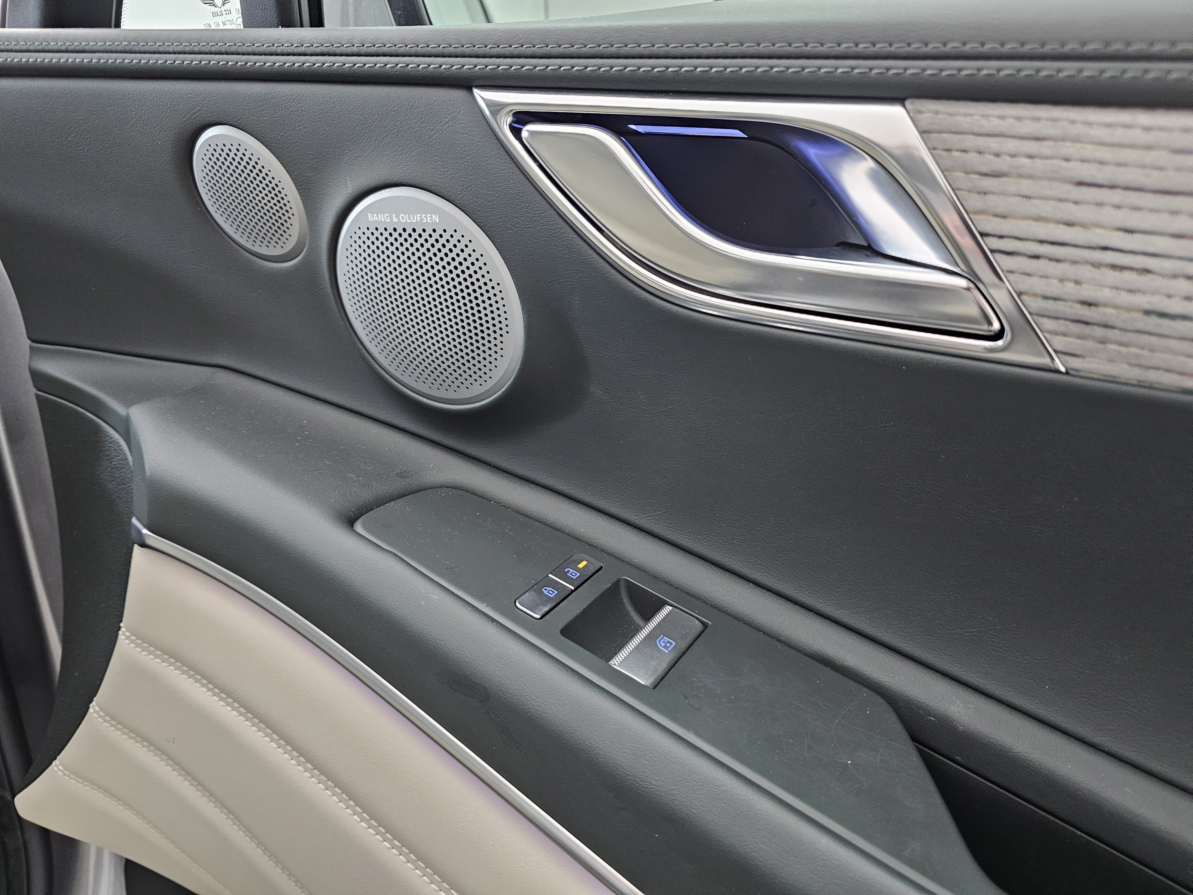 Used 2025 Genesis GV80 3.5T Prestige image 19