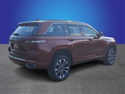 Used 2024 Jeep Grand Cherokee Overland w/ Luxury Tech Group IV image 2