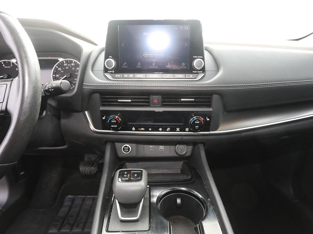 Used 2023 Nissan Rogue SV w/ SV Premium B Package image 17