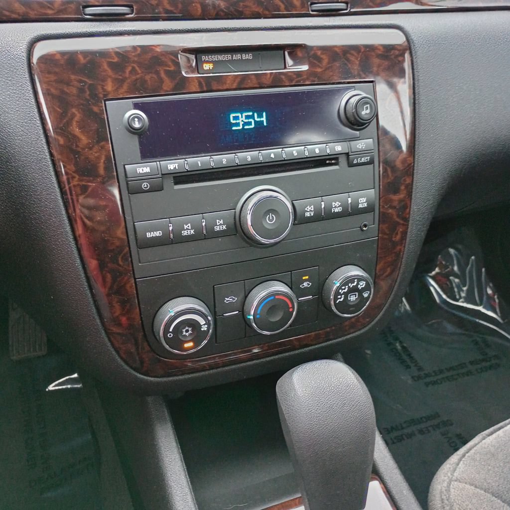 Used 2012 Chevrolet Impala LS FWD image 13