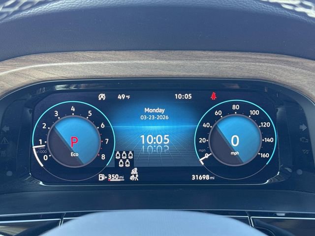 Used 2025 Volkswagen Atlas SE image 25