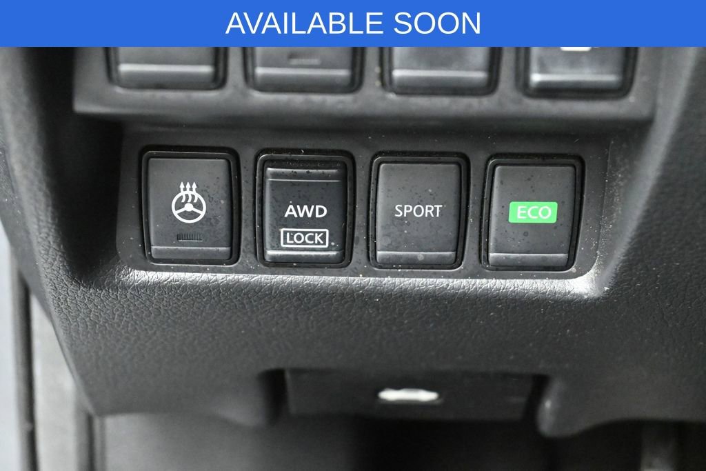 Used 2019 Nissan Rogue SV w/ Premium Package AWD/4WD image 10