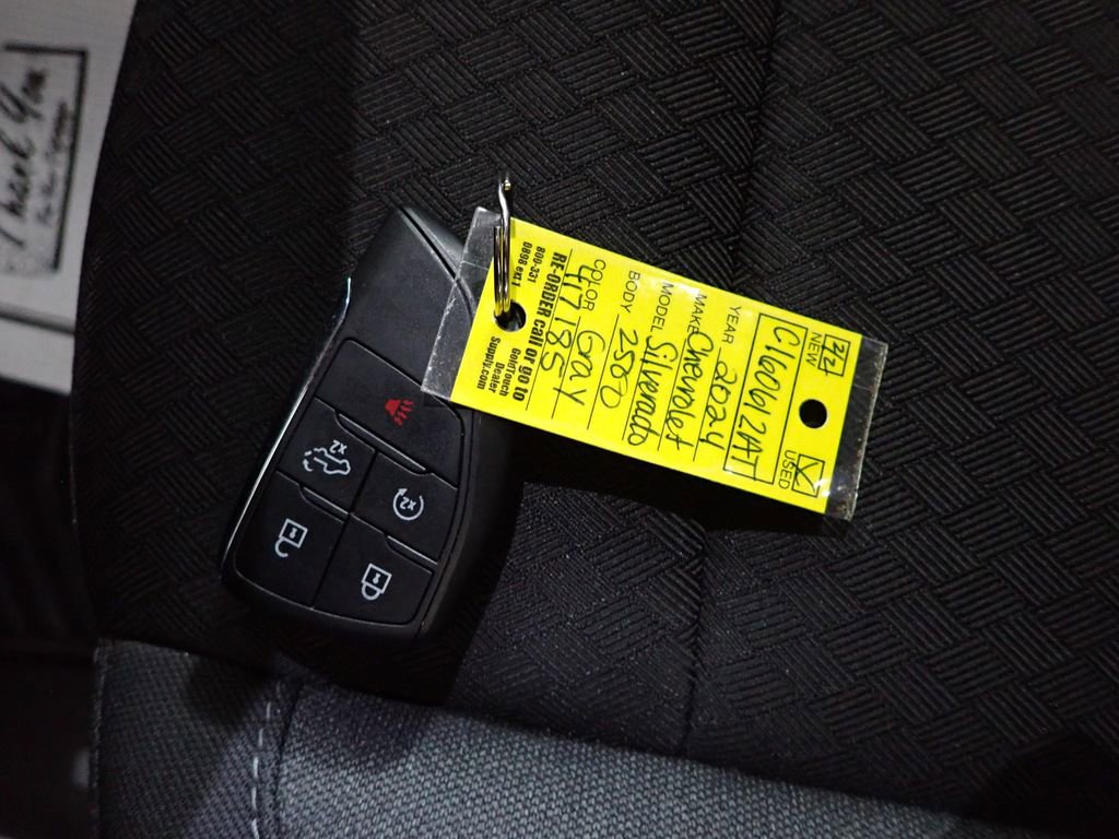 Used 2024 Chevrolet Silverado 2500 LT w/ All Star Edition image 40