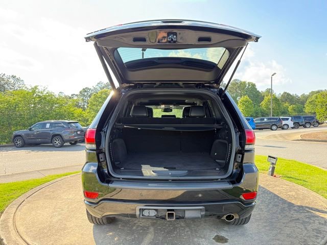 Used 2019 Jeep Grand Cherokee Altitude AWD/4WD image 29