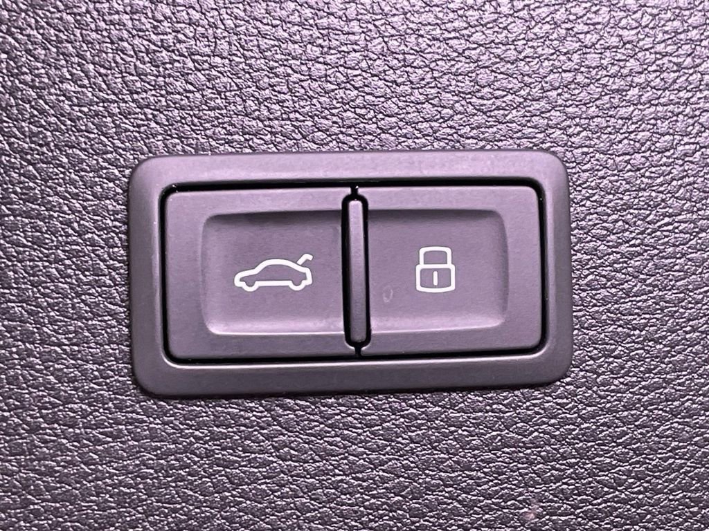 Used 2023 Audi Q5 2.0T Premium Plus w/ Premium Plus Package image 21