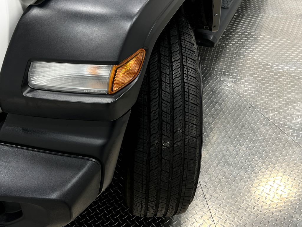 Used 2021 Jeep Wrangler Unlimited Sport image 36