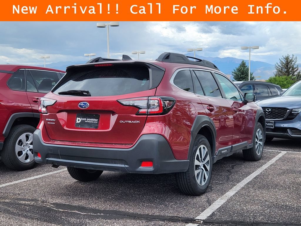 Used 2025 Subaru Outback Premium AWD/4WD image 7