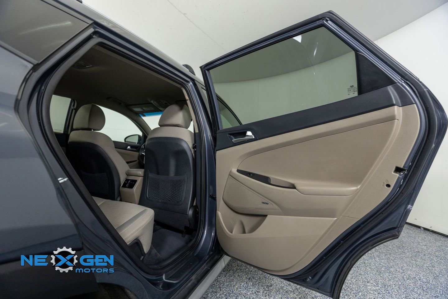 Used 2021 Hyundai Tucson Sport image 30