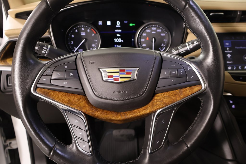 Used 2020 Cadillac XT5 Premium Luxury w/ Platinum Package image 3