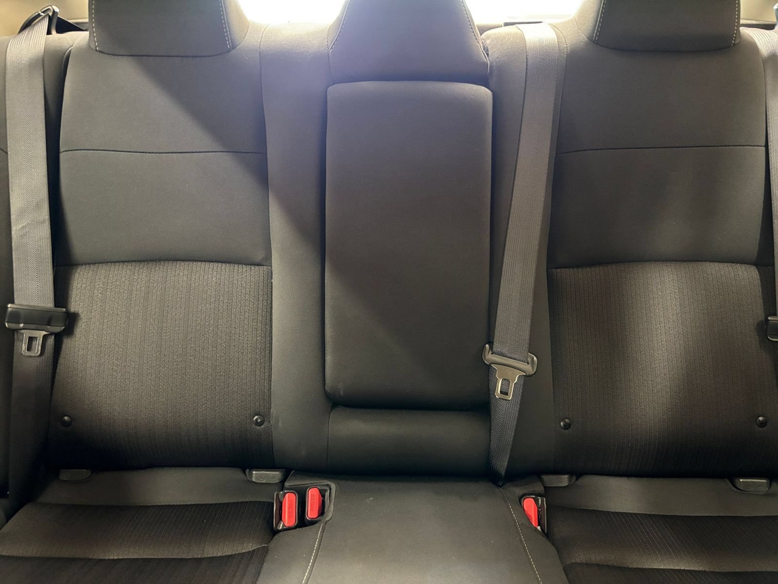 Used 2025 Nissan Altima 2.5 SV FWD image 37