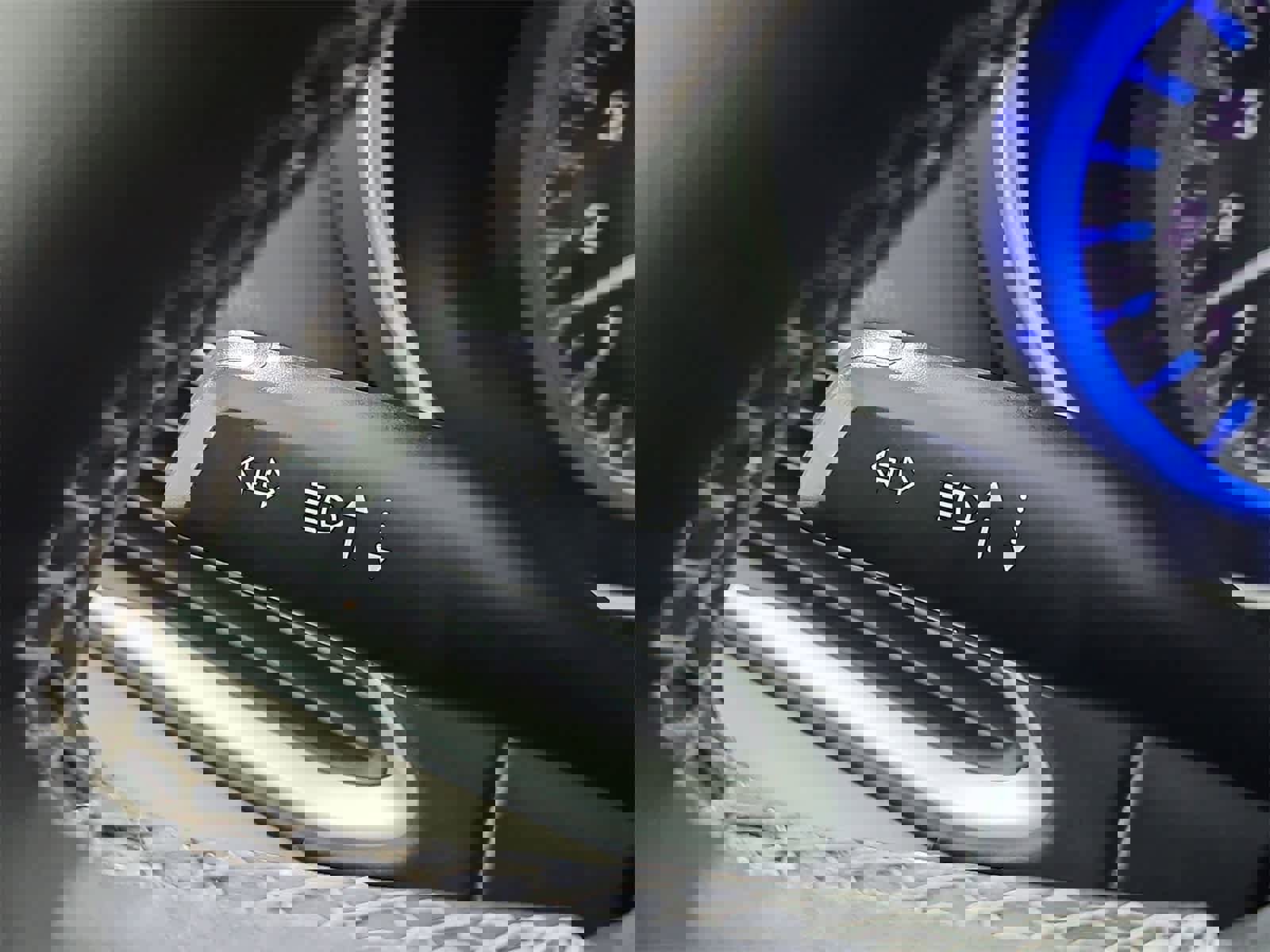 Used 2024 Chrysler Pacifica Touring-L image 26