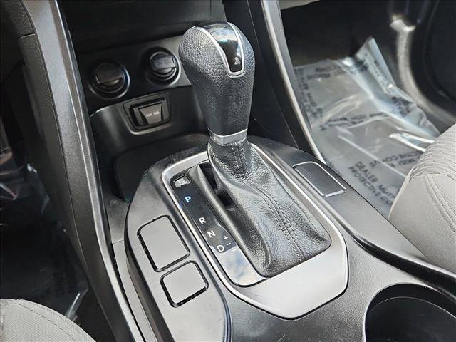 Used 2015 Hyundai Santa Fe Sport AWD/4WD image 12