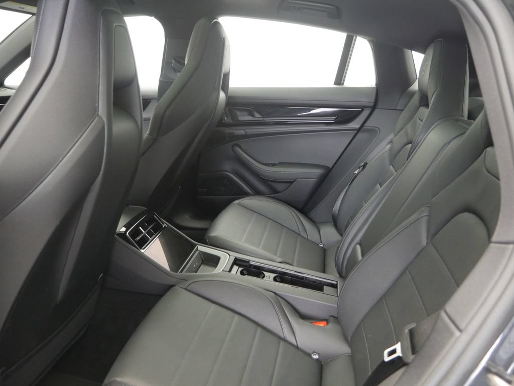 Certified 2026 Porsche Panamera 4 AWD/4WD image 19