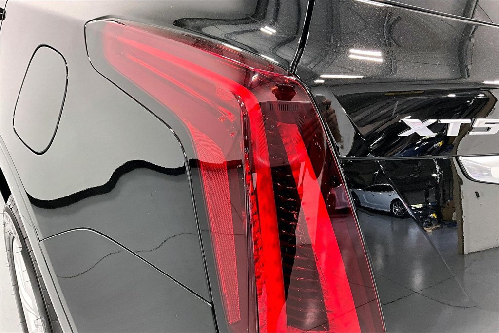 New 2026 Cadillac XT5 Luxury w/ LPO, Floor Liner Package FWD image 30