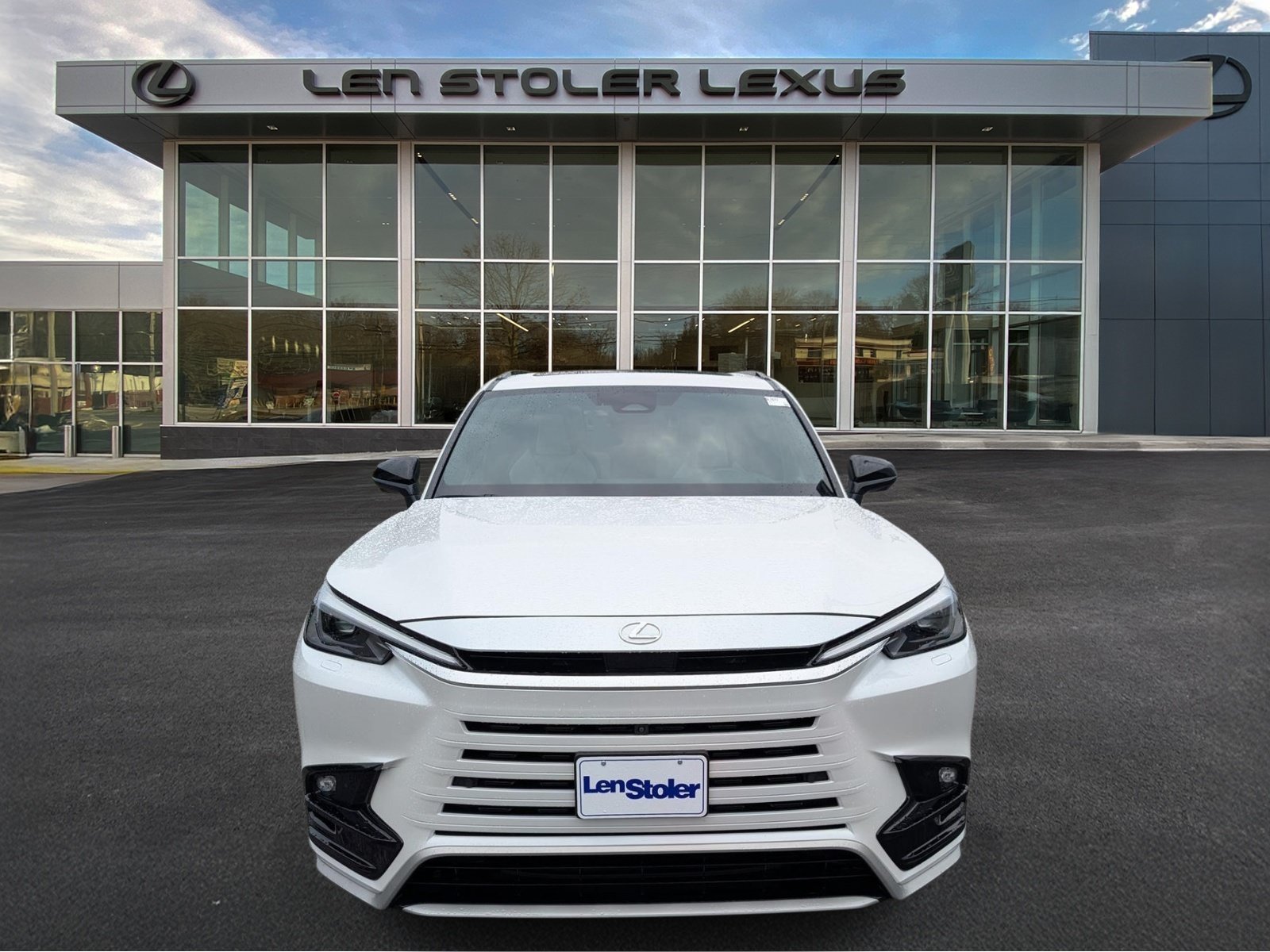 Certified 2025 Lexus TX 500h AWD w/ Technology Package image 8