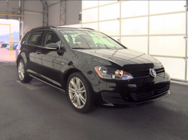 Used 2016 Volkswagen Golf Limited Edition FWD image 5