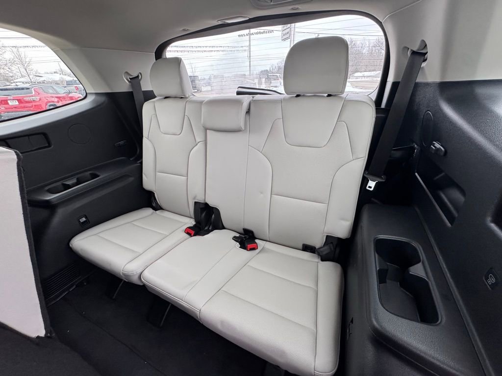 Used 2023 Kia Telluride EX image 15