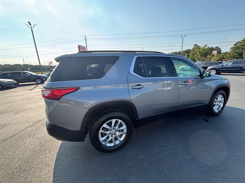 Used 2019 Chevrolet Traverse LT image 6
