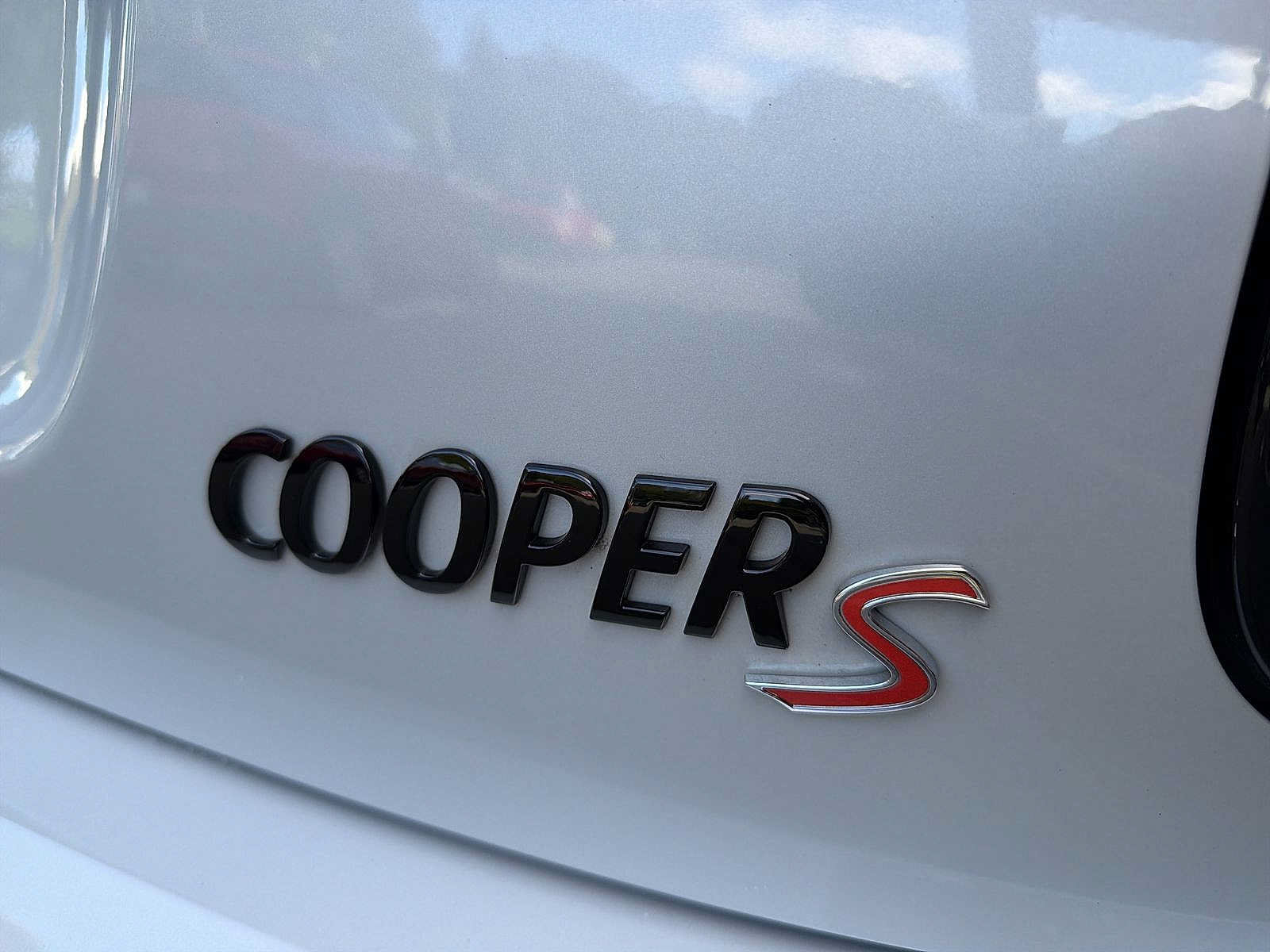 Used 2023 MINI Cooper S FWD image 15