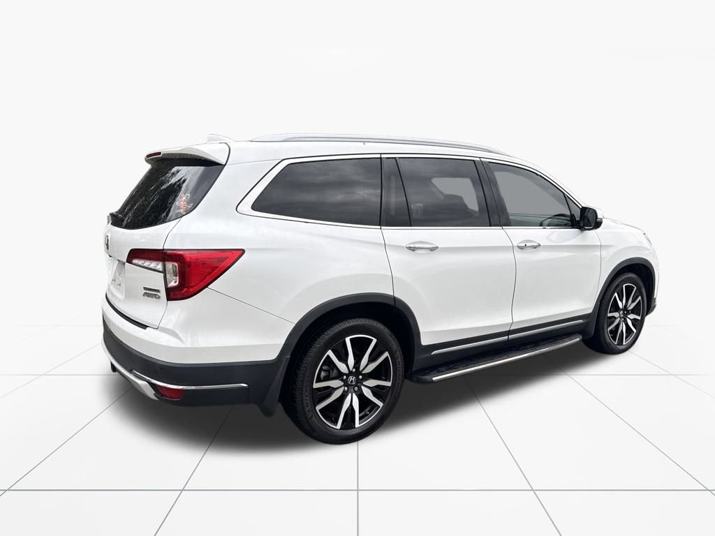 Used 2021 Honda Pilot Touring image 9