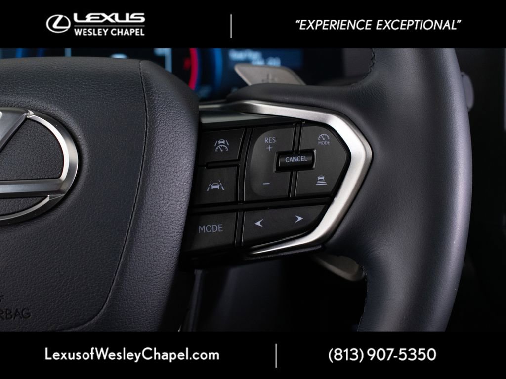Used 2025 Lexus GX 550 w/ Accessory Package (2T) AWD/4WD image 43
