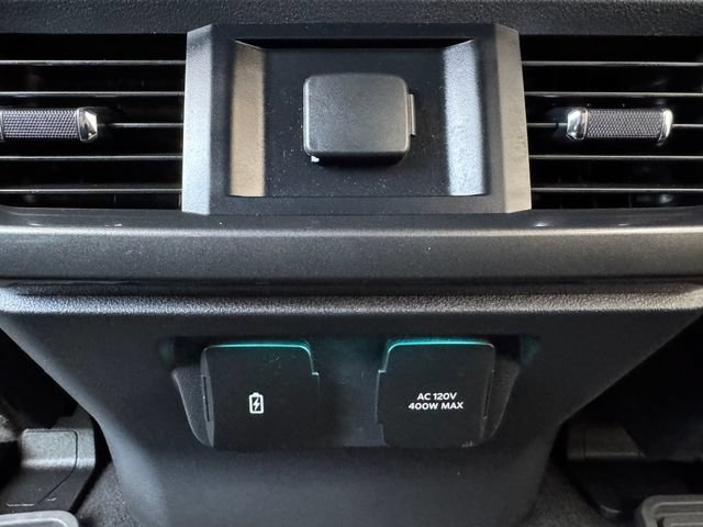 Used 2023 Ford F150 Lariat AWD/4WD image 19