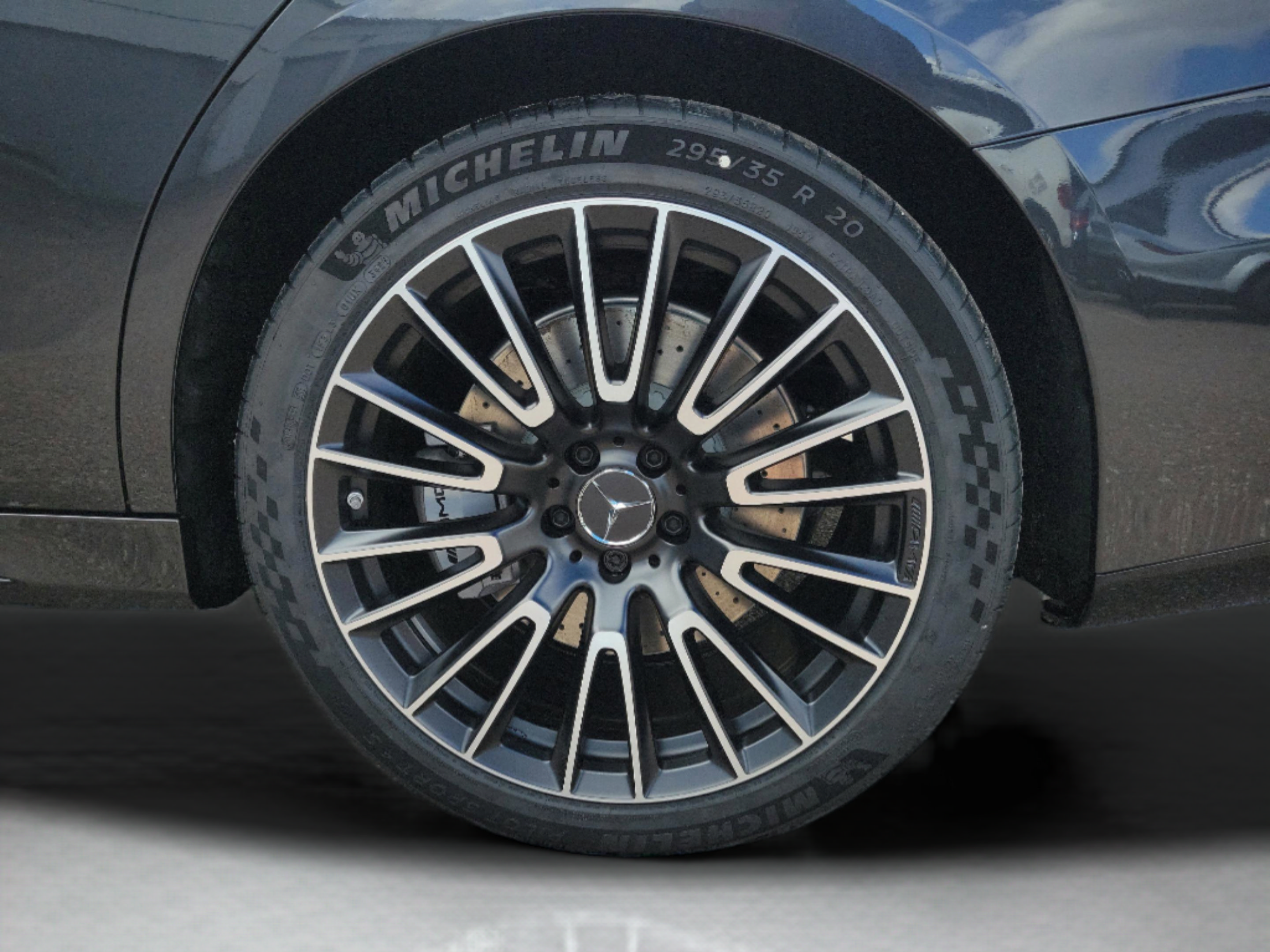 Certified 2026 Mercedes-Benz E 53 AMG e 4MATIC Sedan image 29