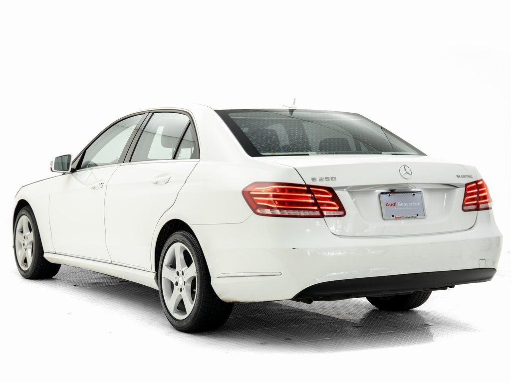 Used 2015 Mercedes-Benz E 250 BlueTEC 4MATIC Sedan image 32