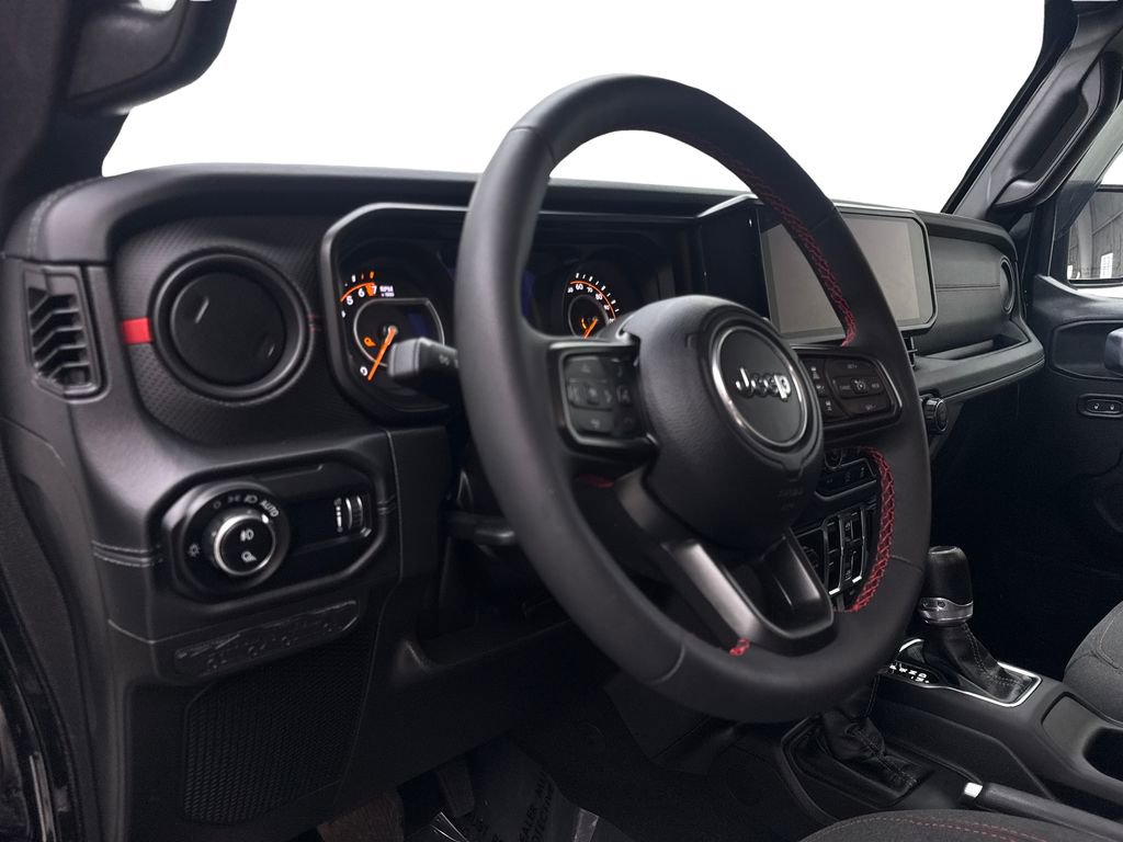 Used 2024 Jeep Gladiator Rubicon w/ Technology Group AWD/4WD image 51