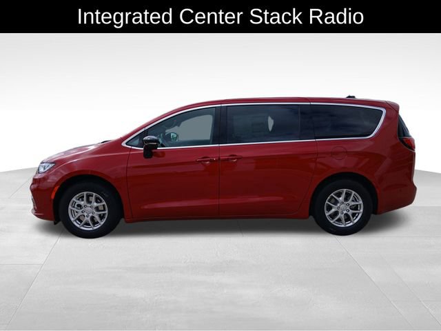 New 2025 Chrysler Pacifica Select image 6
