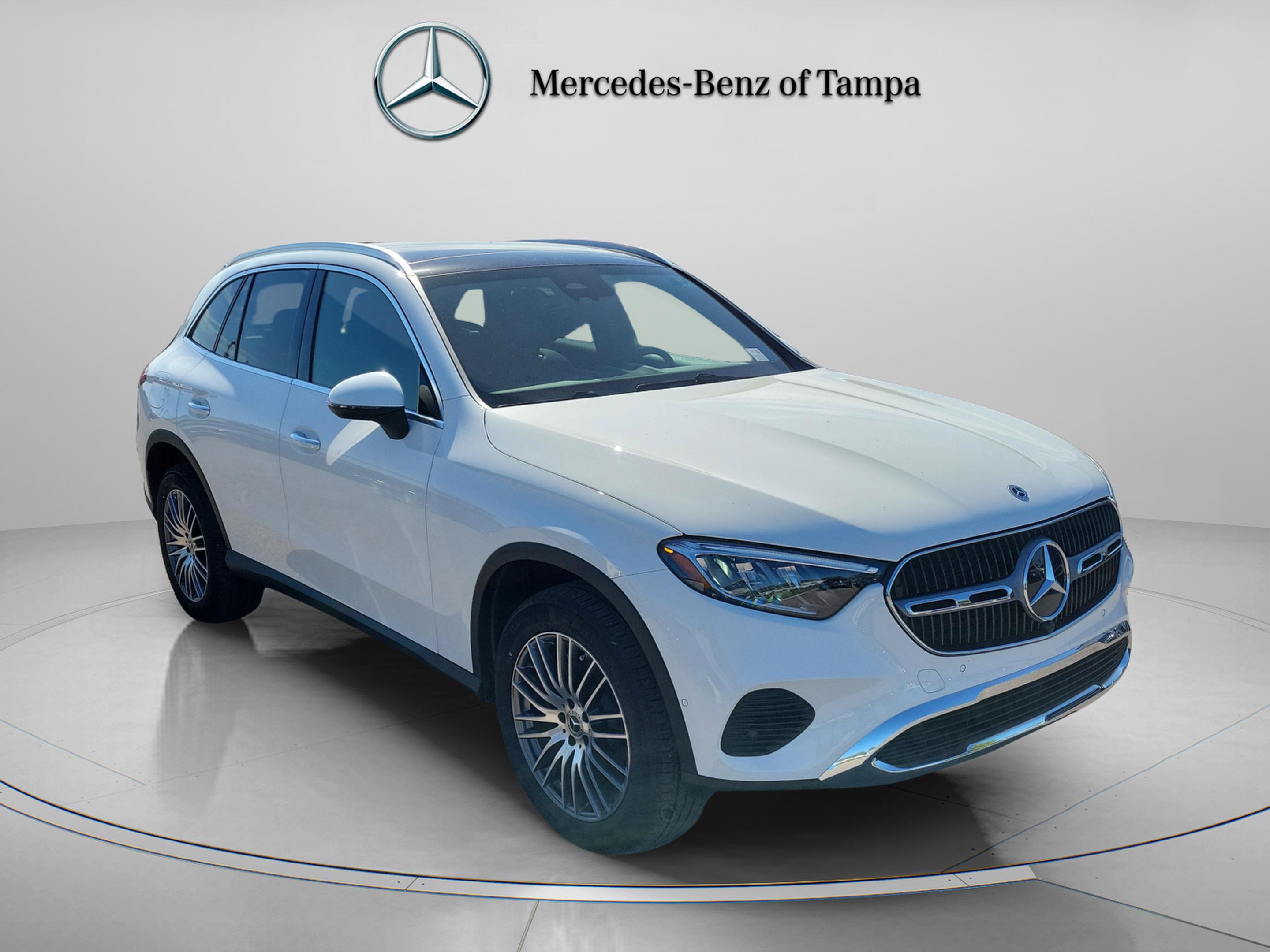 Used 2026 Mercedes-Benz GLC 300 4MATIC image 4