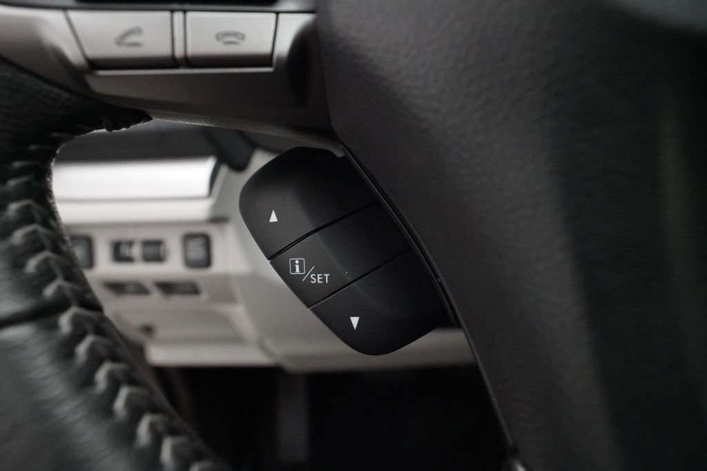 Used 2016 Subaru Forester 2.5i Touring w/ Eyesight & Navigation System image 20