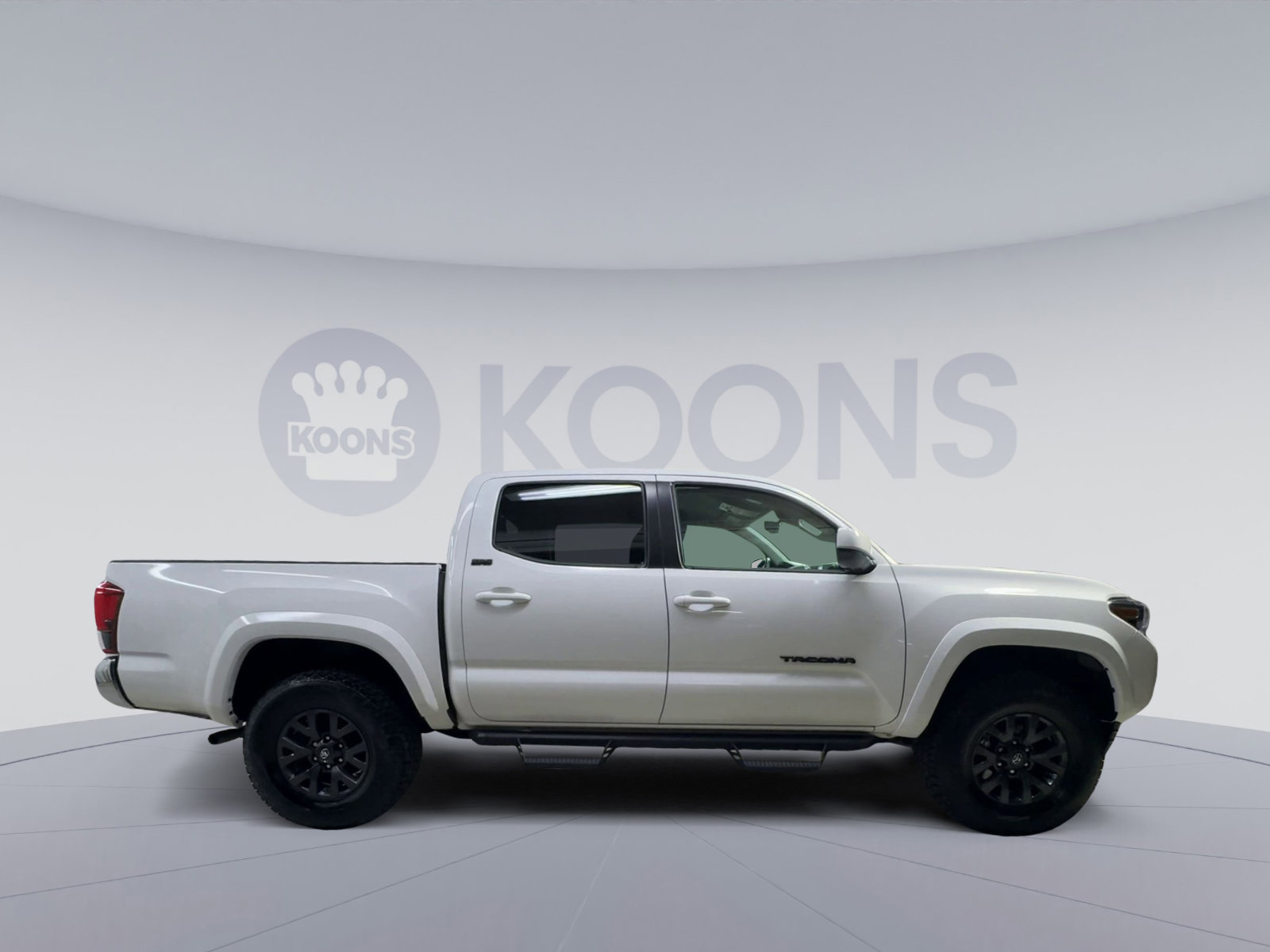 Used 2023 Toyota Tacoma SR5 AWD/4WD image 12