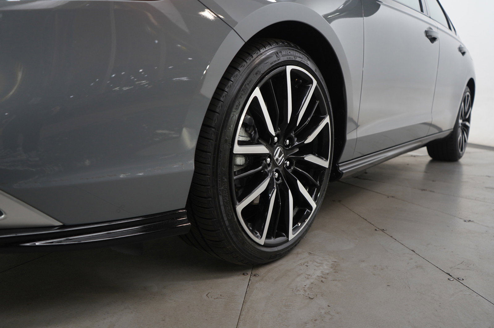 Used 2025 Honda Accord Touring image 26