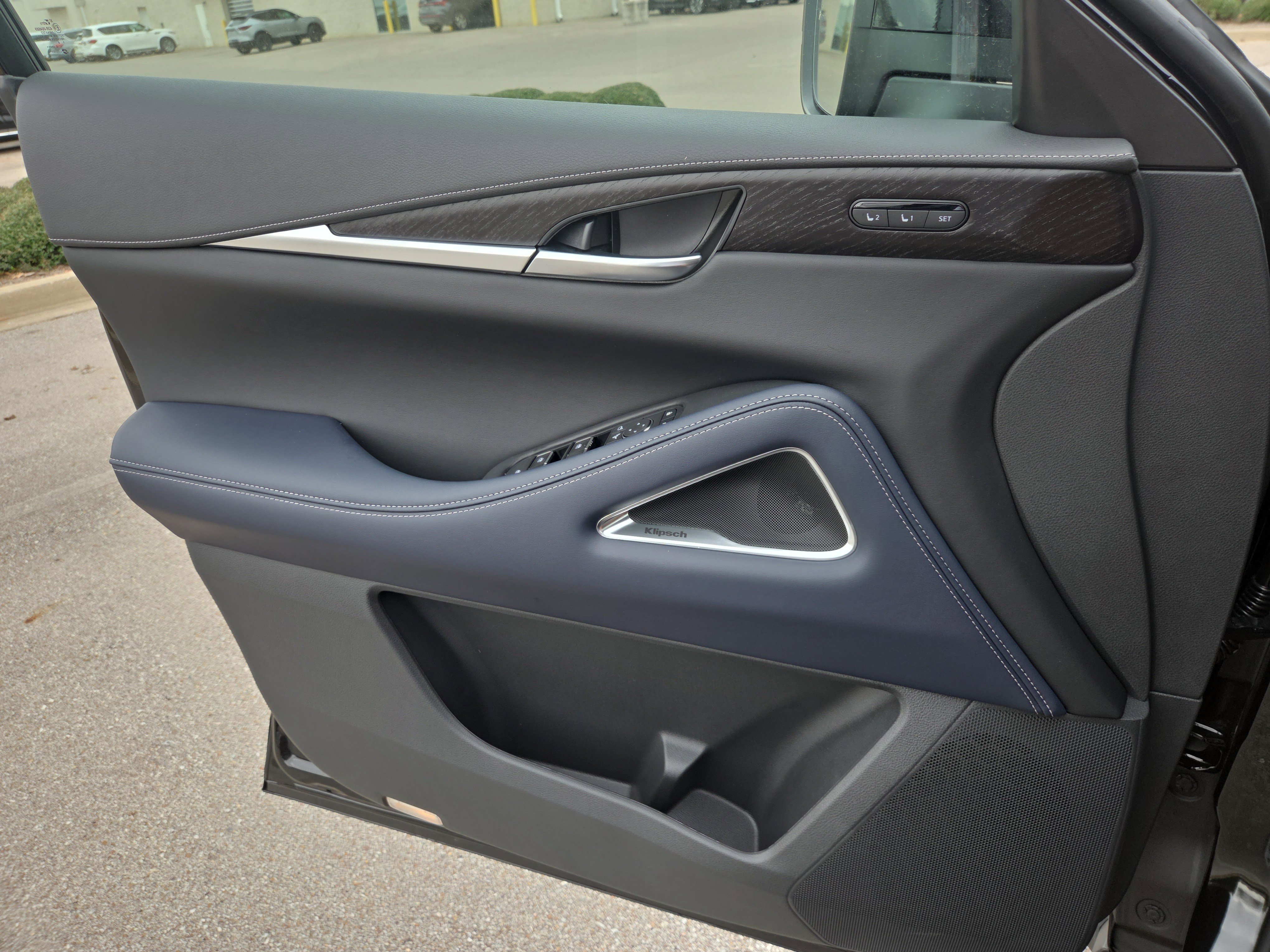 New 2026 INFINITI QX60 Sport image 10