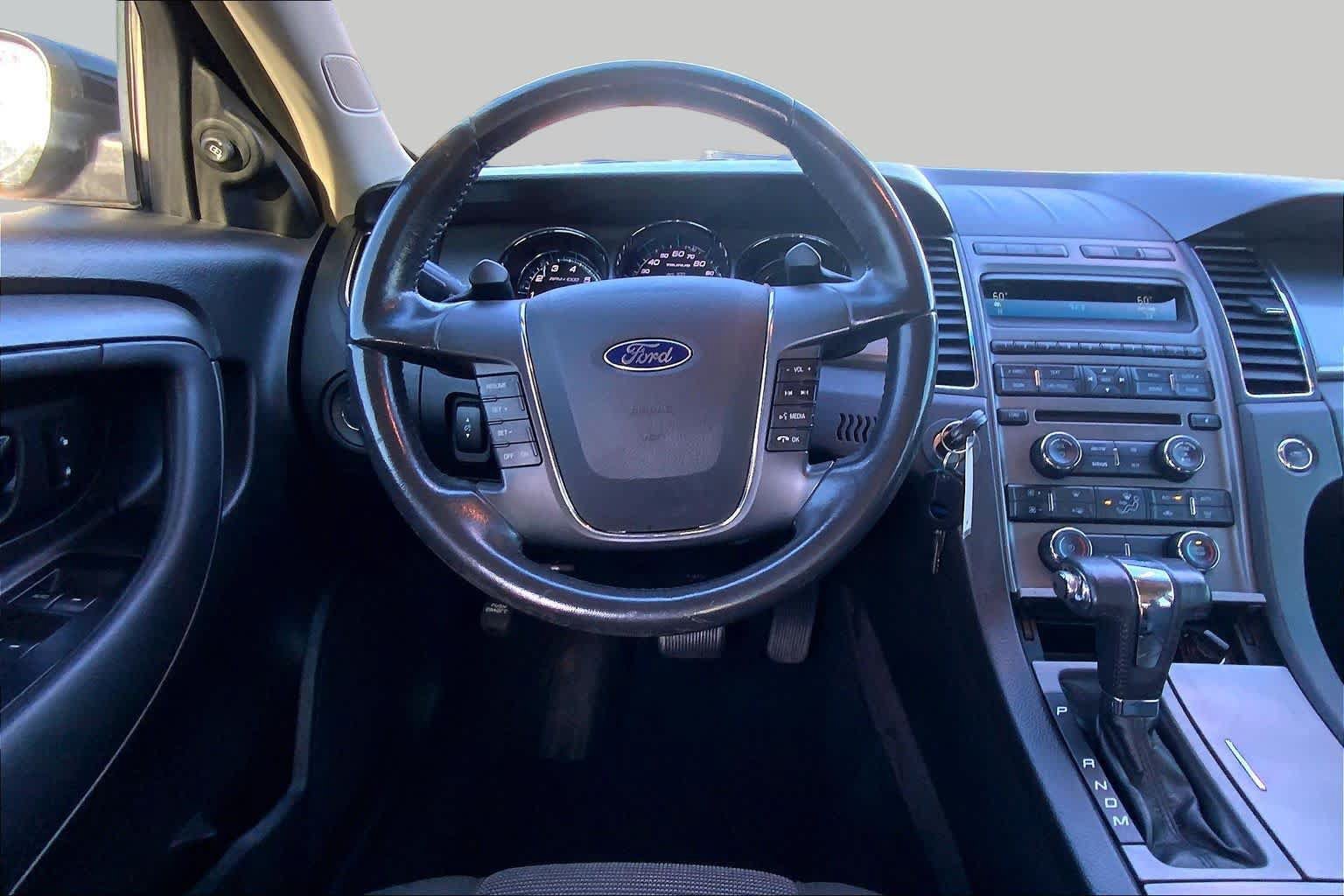 Used 2011 Ford Taurus SEL w/ 201A Rapid Spec Order Code FWD image 5