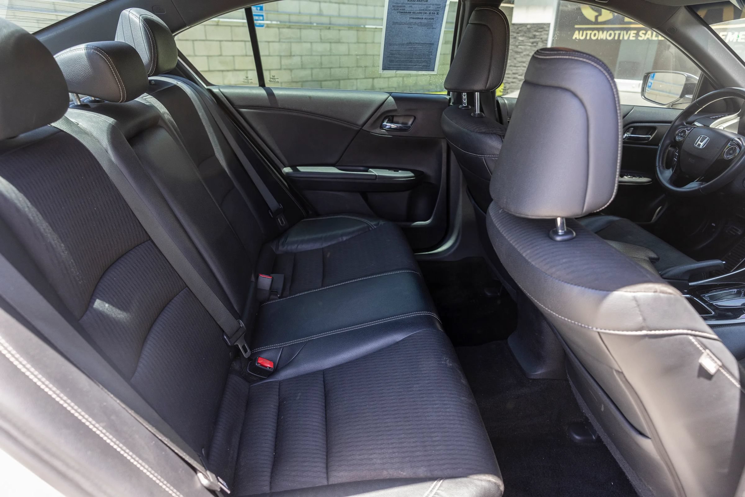 Used 2016 Honda Accord Sport image 25