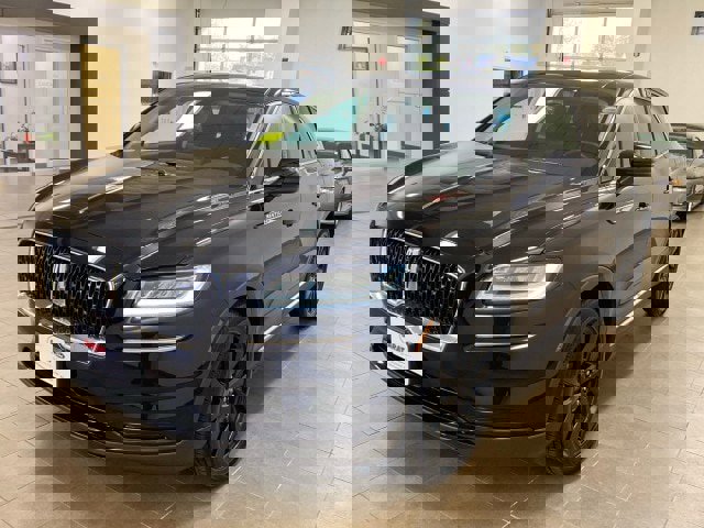 Certified 2023 Lincoln Nautilus Reserve w/ Monochromatic Package image 4