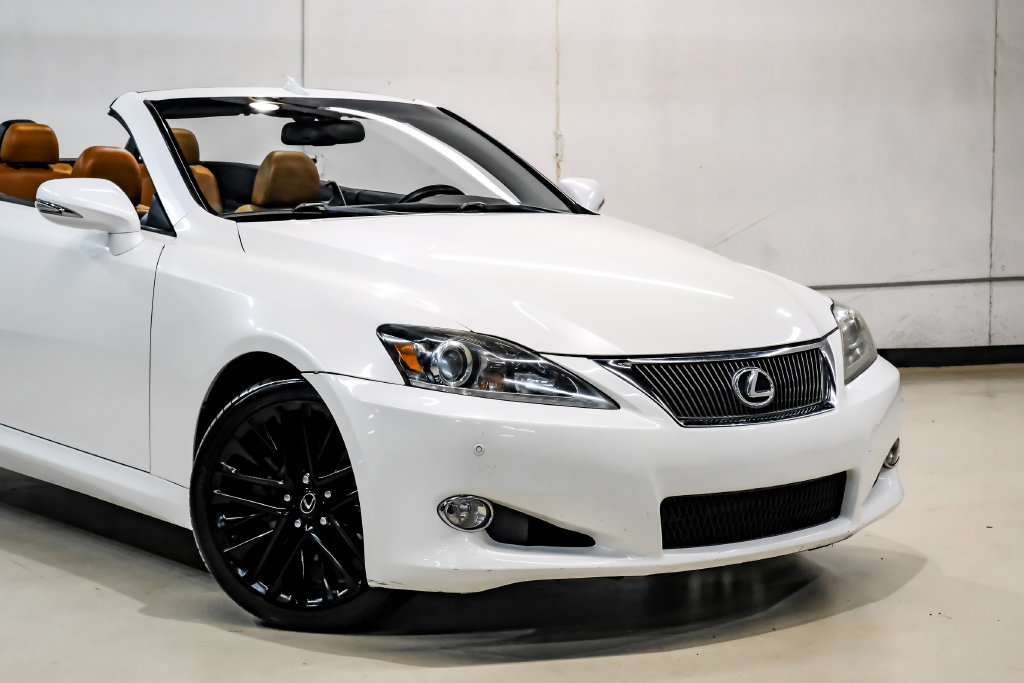 Used 2013 Lexus IS 250C w/ Luxury Pkg RWD image 12