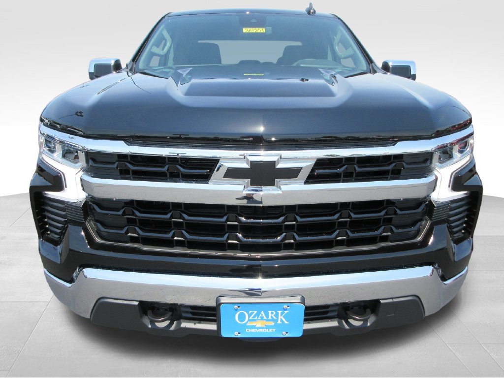 New 2026 Chevrolet Silverado 1500 LT w/ Z71 Off-Road Package AWD/4WD image 9