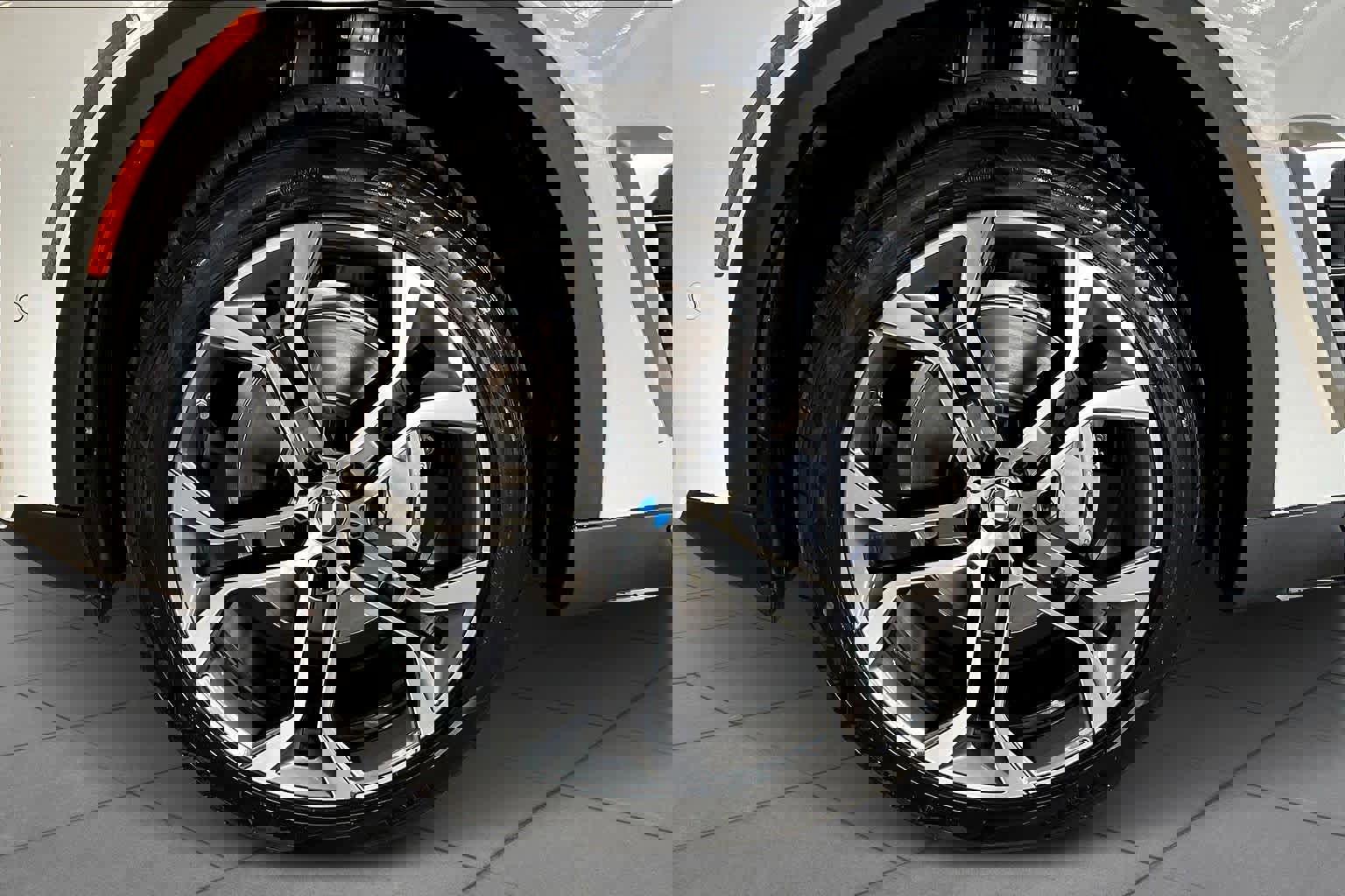 New 2026 BMW X5 xDrive40i w/ Climate Comfort Package image 11