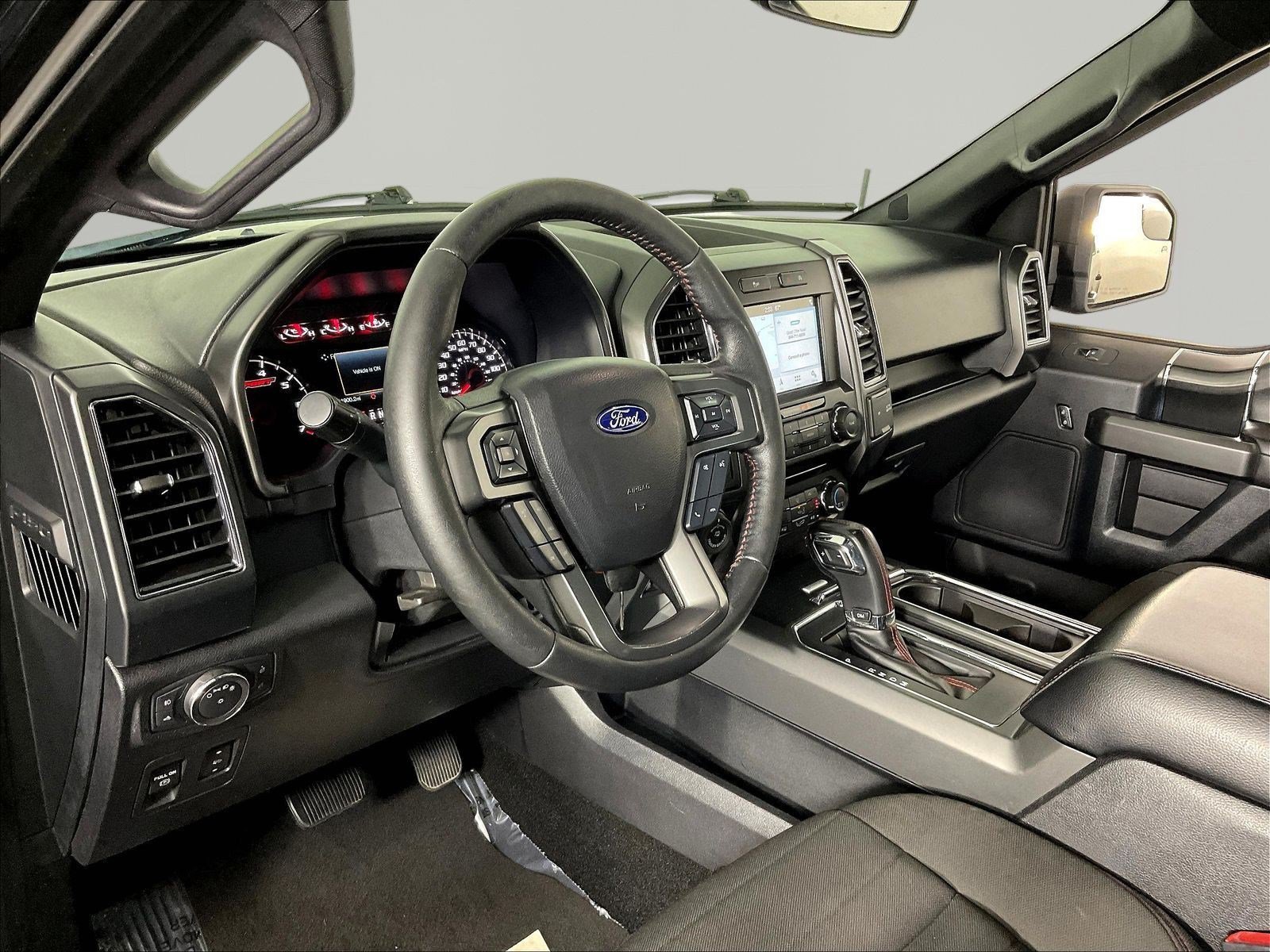 Used 2018 Ford F150 XLT w/ Equipment Group 302A Luxury AWD/4WD image 18