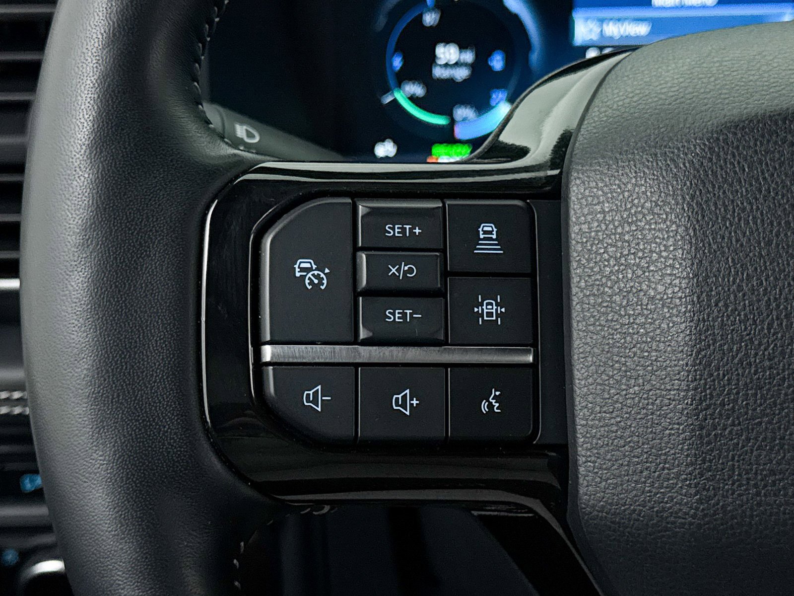 Used 2023 Ford F150 Lightning Platinum image 23